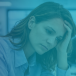 A Anatomia da Paralisia Decisória: Por que sua equipe trabalha muito e produz pouco?