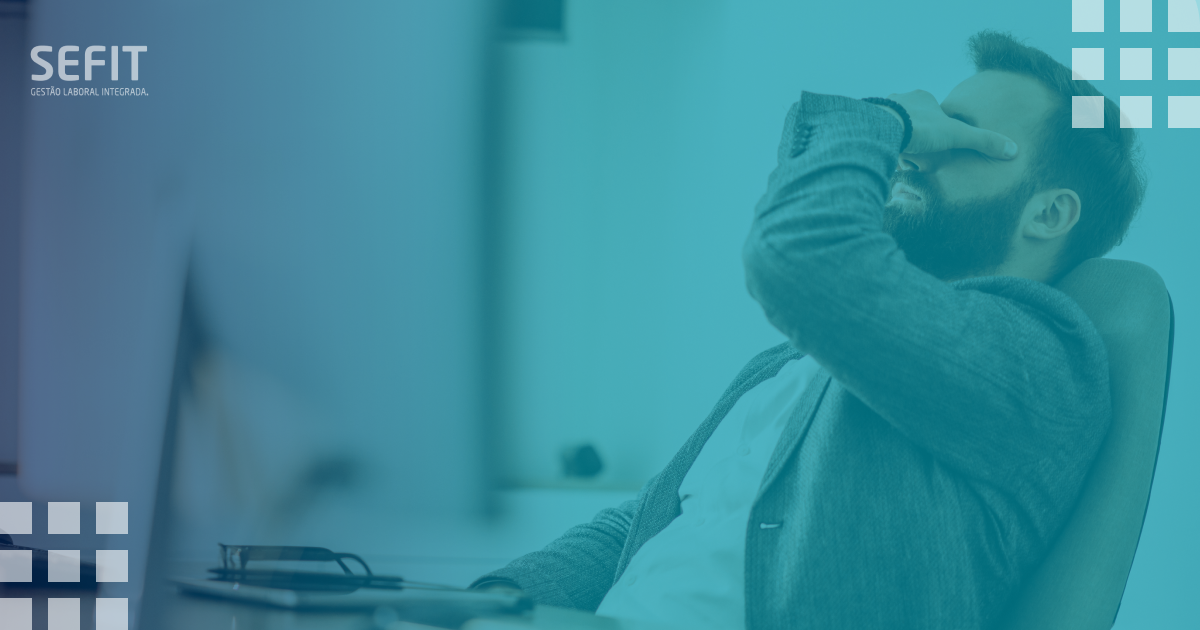 O Custo Invisível do Erro: Como o Estresse Cognitivo Impacta a Produtividade IndustrialVocê sabia que, segundo a ISMA-BR, o Brasil é o 2º país com os maiores níveis de estresse do mundo? No ambiente corporativo e industrial, esse dado se traduz em algo muito tangível e perigoso: o estresse cognitivo.Diferente da dor nas costas causada por uma cadeira inadequada, o estresse cognitivo não é visível a olho nu, mas seus sintomas aparecem rapidamente no balanço financeiro da empresa: aumento de retrabalho, acidentes de trabalho por distração e o crescimento vertiginoso do absenteísmo.